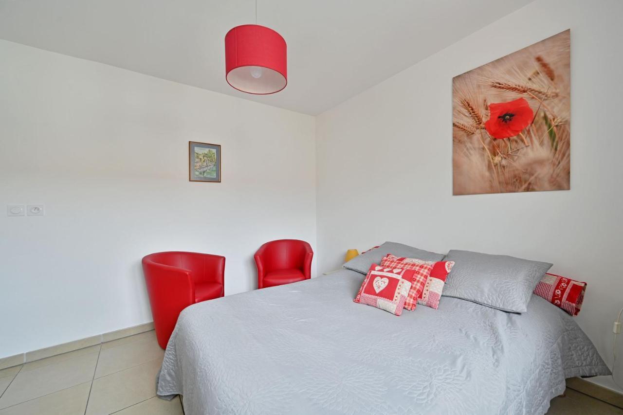 Ilot Coquelicot - Parking Gratuit Securise - Ac Clim - Ascenseur - Balcon Apartment L'Isle-sur-la-Sorgue Luaran gambar